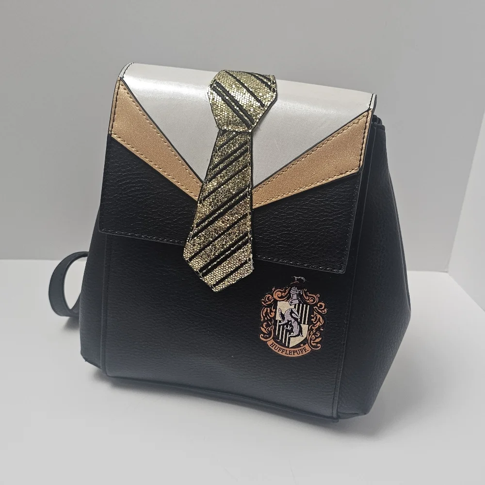 Harry Potter Hufflepuff Mini Backpack Universal‎ Studios Danielle Nicole School - Picture 9 of 9